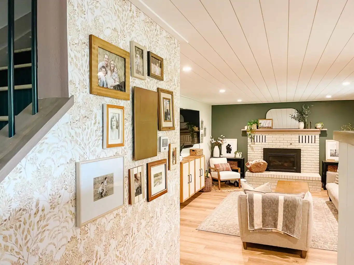Luxury wallpaper installation in Denver